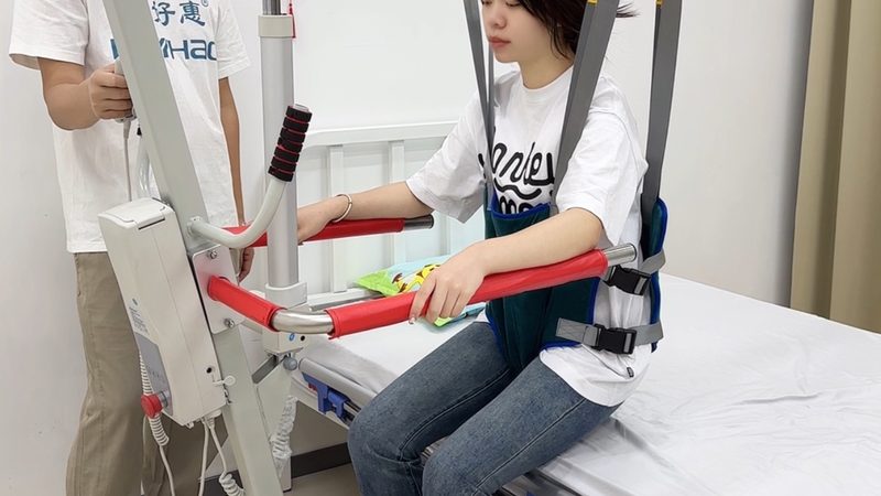 老人陪护：注意事项与护理标准全解析